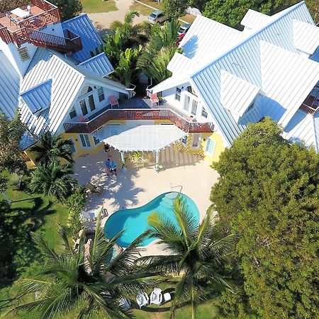 Shangri-La Boutique Bed & Breakfast West Bay Zewnętrze zdjęcie