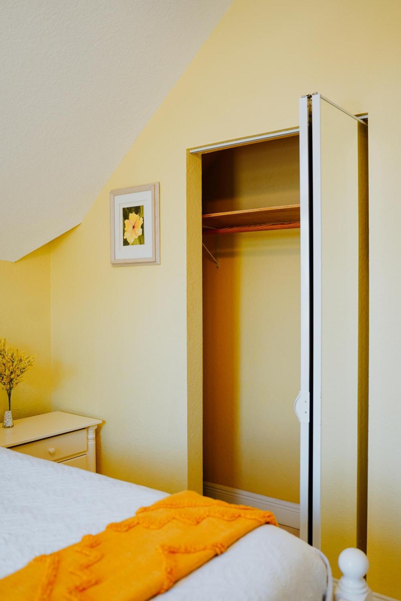 Shangri-La Boutique Bed & Breakfast West Bay Zewnętrze zdjęcie